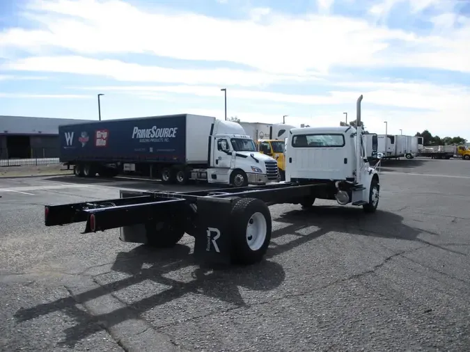 2019 FREIGHTLINER/MERCEDES M2 106c960e30b9ea5318f52e43c210c9763f2