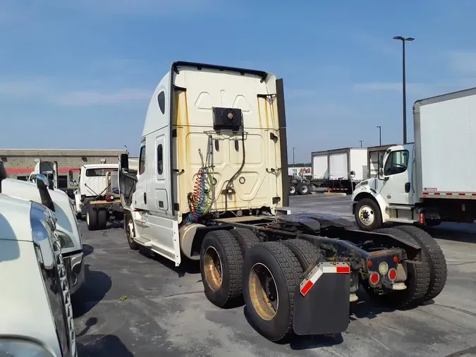 2019 FREIGHTLINER NEW CASCADIA PX12664