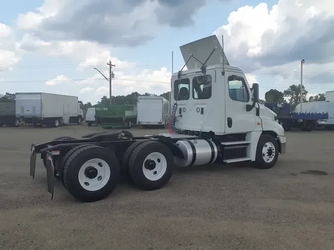 2019 FREIGHTLINER CASCADIA 125