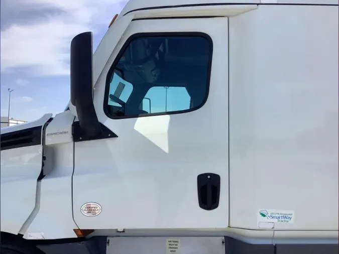 2021 Freightliner Cascadia