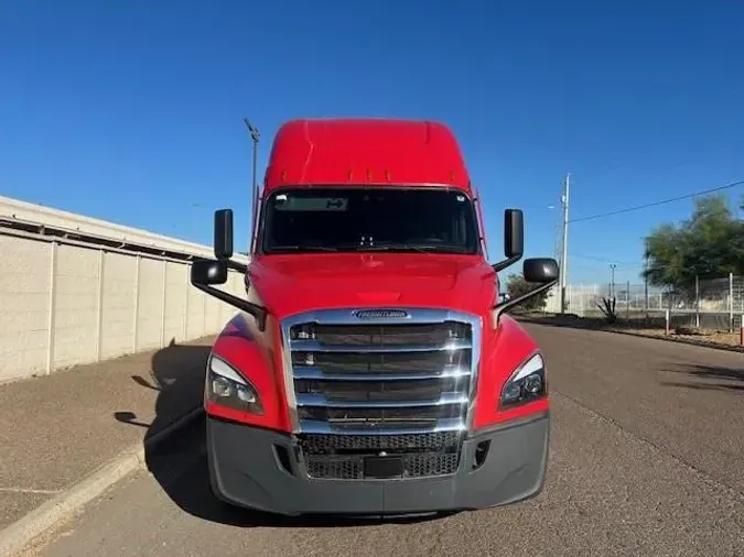 2021 Freightliner Cascadia