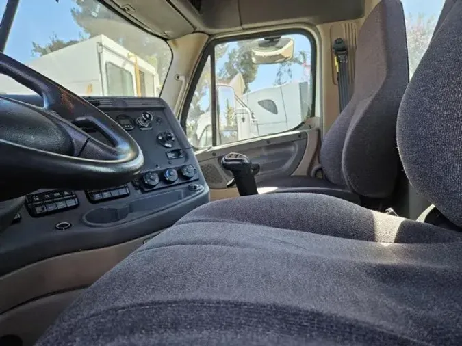 2018 FREIGHTLINER/MERCEDES CASCADIA 113