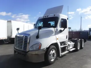 2018 FREIGHTLINER/MERCEDES CASCADIA 125