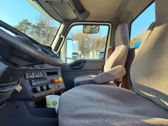 2019 NAVISTAR INTERNATIONAL LT625 DAYCAB T/A