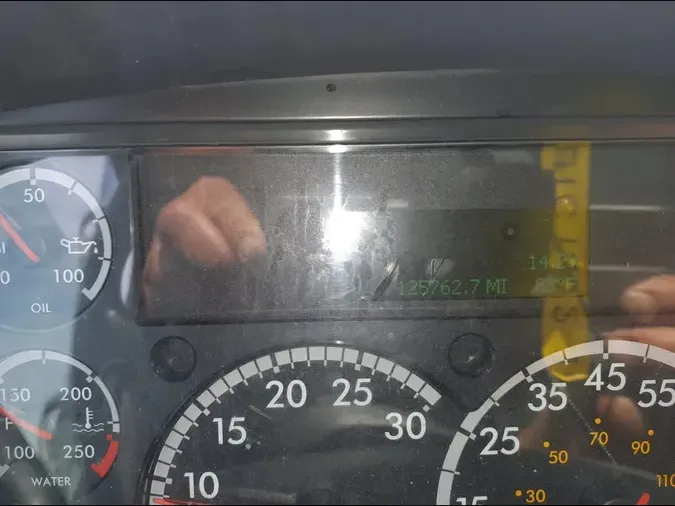 2019 FREIGHTLINER/MERCEDES M2 106