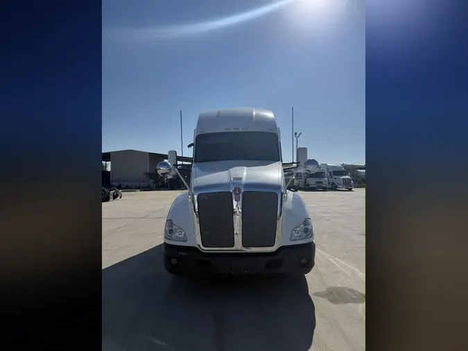 2021 Kenworth T680