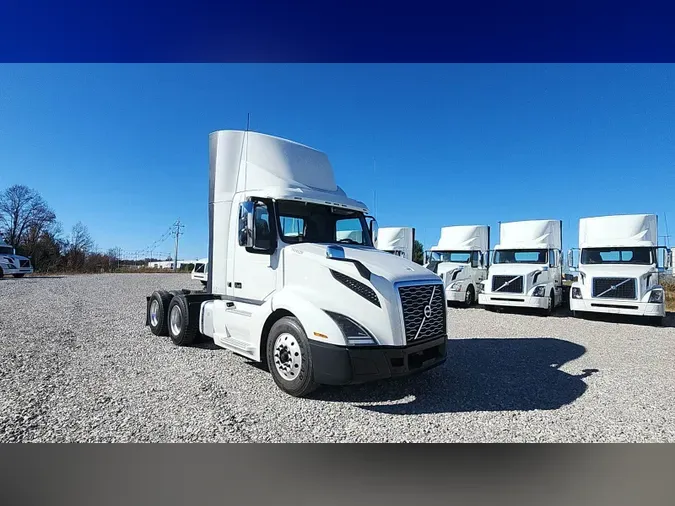 2019 Volvo VNL300c972d558db59fb9386739eb31f2cb092