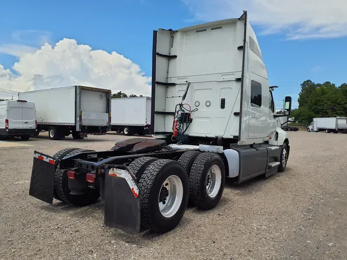 2020 NAVISTAR INTERNATIONAL LT625 SLPR CAB