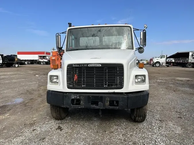 2003 FREIGHTLINER FL80