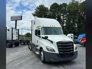 2020 FREIGHTLINER CASCADIA 126