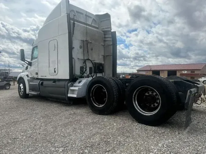 2017 Peterbilt 579