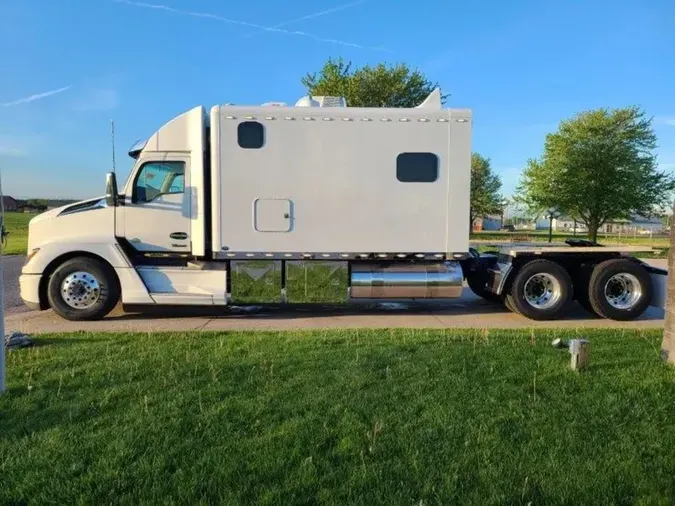 2024 Kenworth T680