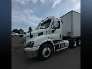 2017 FREIGHTLINER/MERCEDES CASCADIA 113