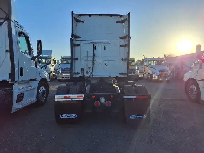 2020 FREIGHTLINER/MERCEDES NEW CASCADIA PX12664