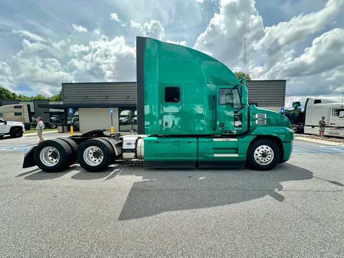 2023 Mack ANTHEM 64T