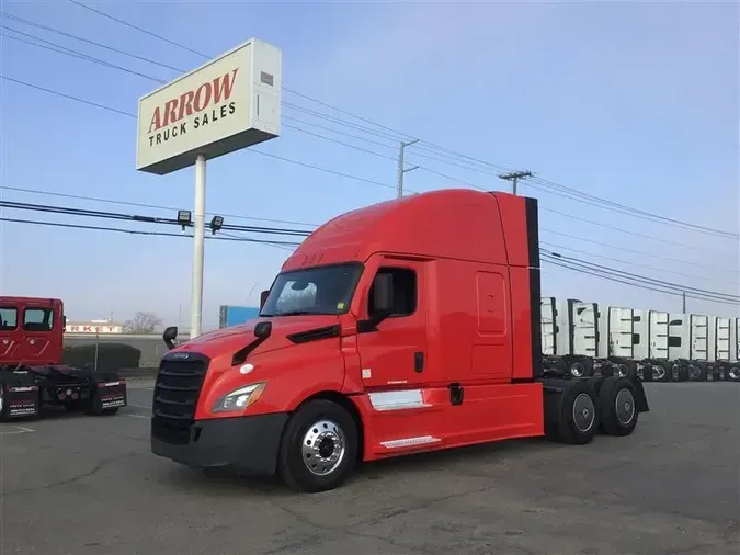 2022 FREIGHTLINER CASCADIA