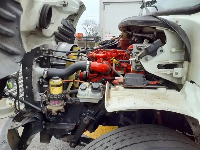 2019 FREIGHTLINER/MERCEDES M2 106