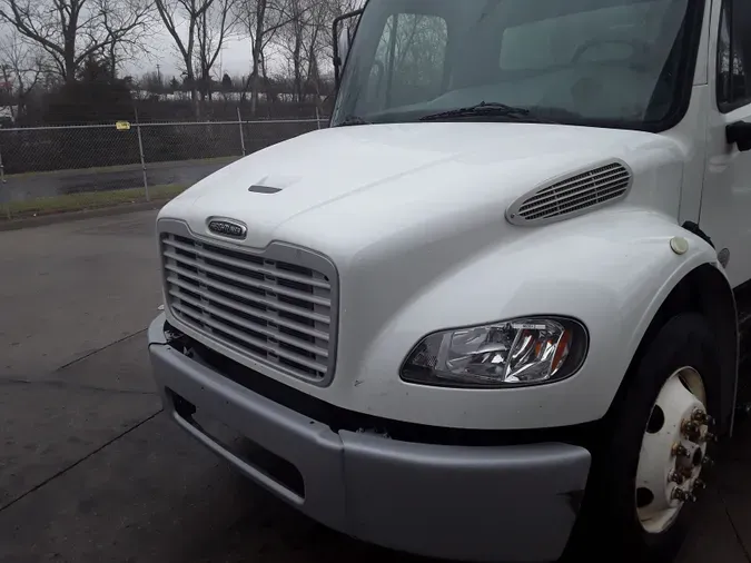 2019 FREIGHTLINER/MERCEDES M2 106