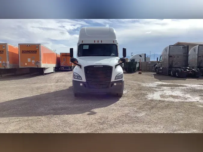 2022 Freightliner Cascadia