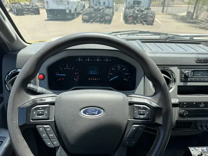 2025 Ford F-750