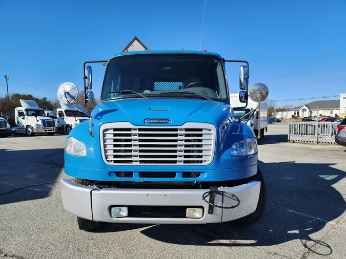 2017 FREIGHTLINER/MERCEDES M2 106