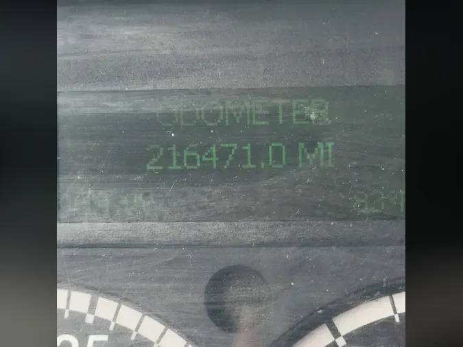 2017 FREIGHTLINER M2 106