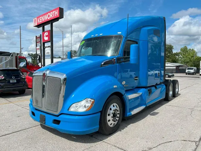2022 Kenworth T680