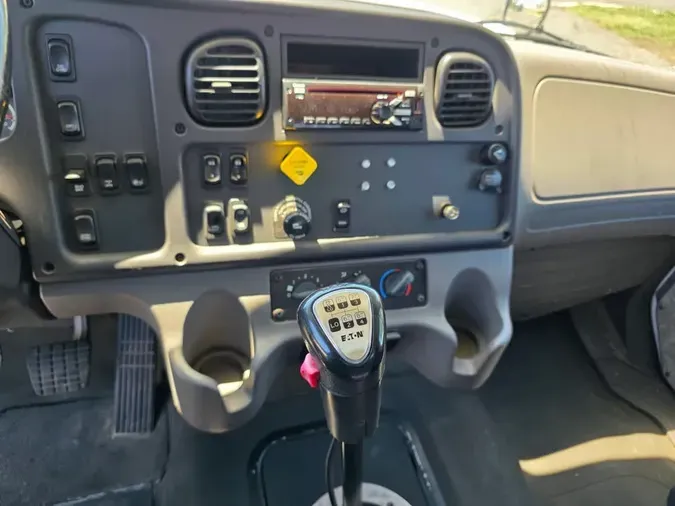 2019 FREIGHTLINER/MERCEDES M2 112