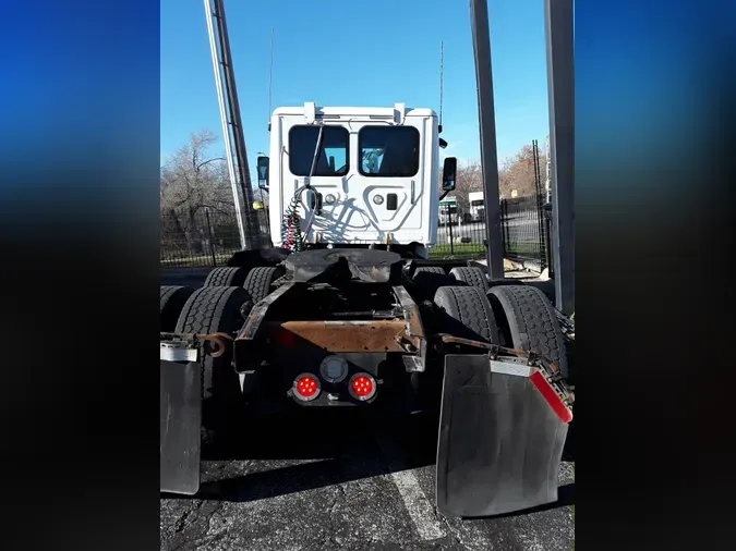 2017 FREIGHTLINER/MERCEDES CASCADIA 125