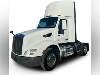 2020 Peterbilt 579