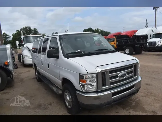 2013 FORD E350