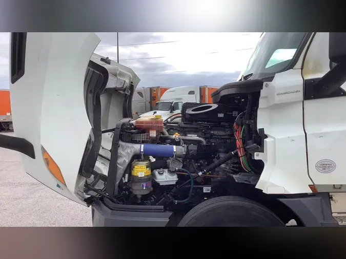 2019 Freightliner Cascadia 126c9b32512f5df14a383e46e4b6ede2bc3