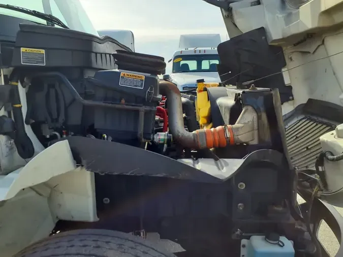 2019 NAVISTAR INTERNATIONAL 4300