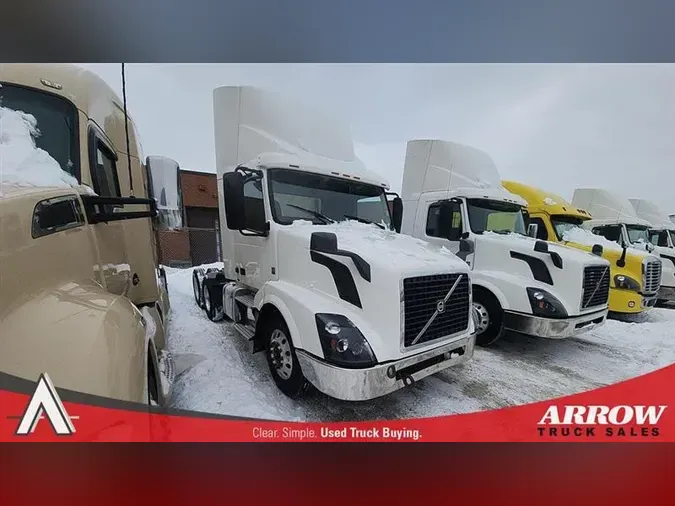 2018 VOLVO VNL300