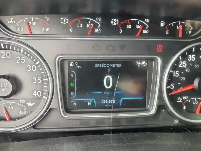 2019 NAVISTAR INTERNATIONAL MV607 (4X2)c9b9f1f491238f6229633a9a0200f086
