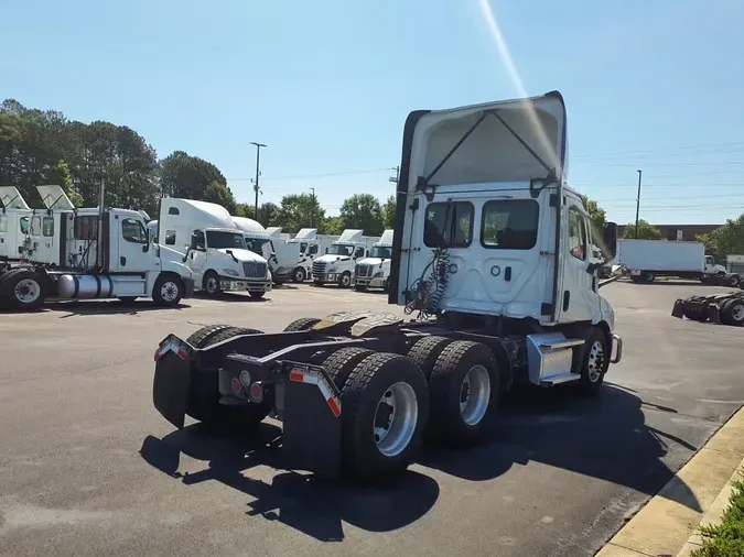 2023 FREIGHTLINER/MERCEDES CASCADIA PX11664STc9baeac1ab429f410d56d0a553c5d441