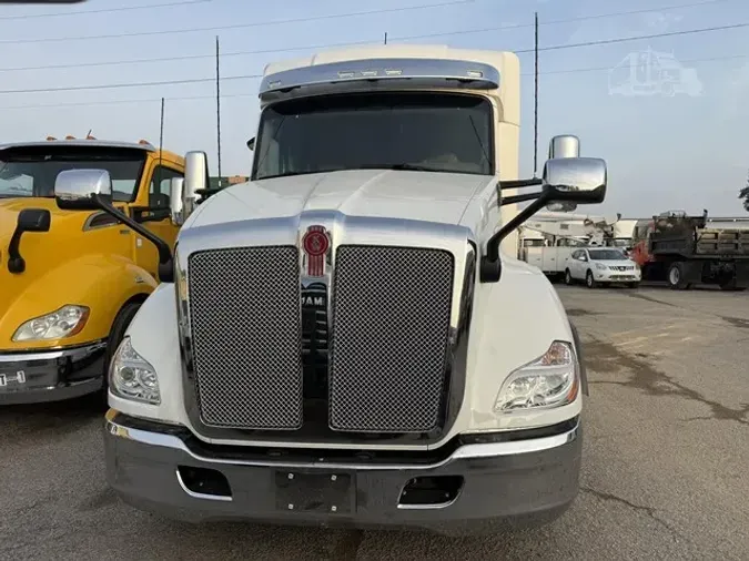 2019 KENWORTH T680