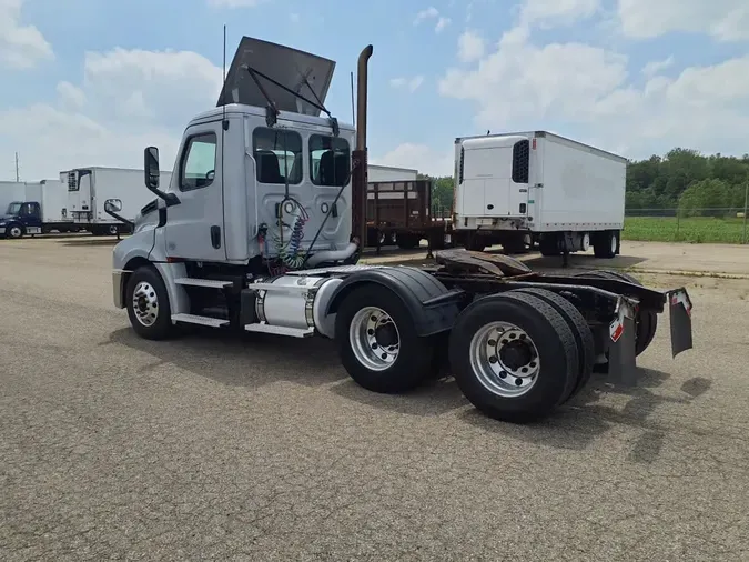 2020 FREIGHTLINER/MERCEDES NEW CASCADIA PX12664