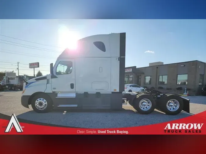 2020 FREIGHTLINER CA126