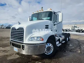 2018 MACK CXU613