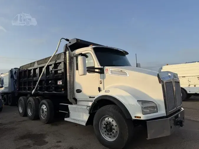 2016 KENWORTH T880