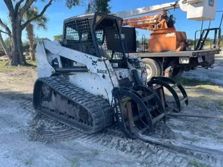 2004 BOBCAT T250