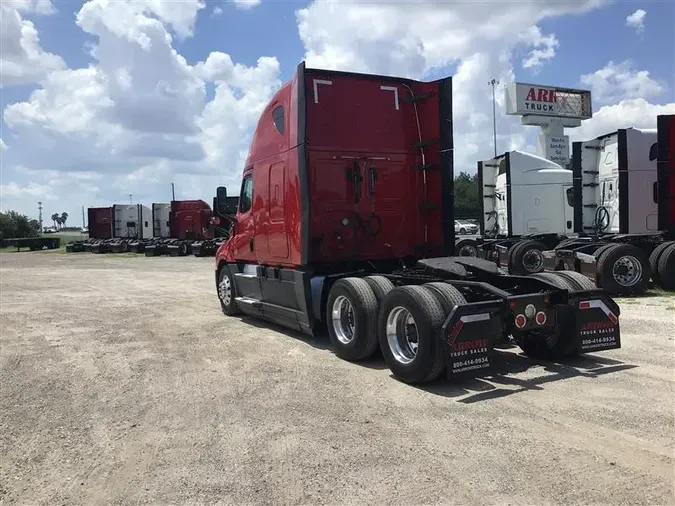 2020 FREIGHTLINER CASCADIA