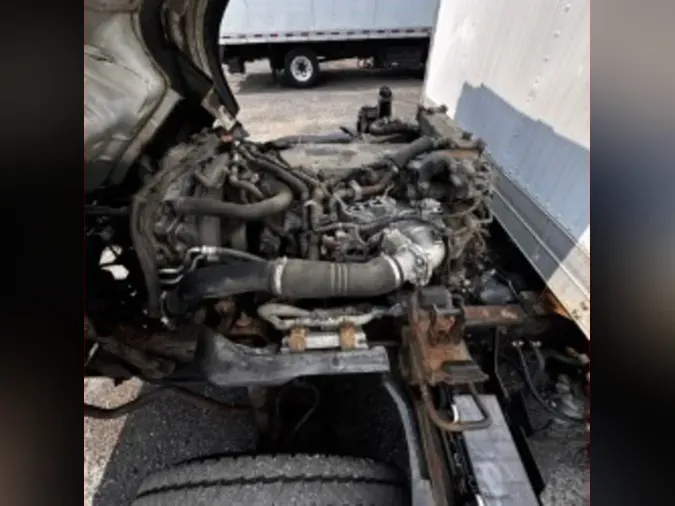 2019 ISUZU NPR HD