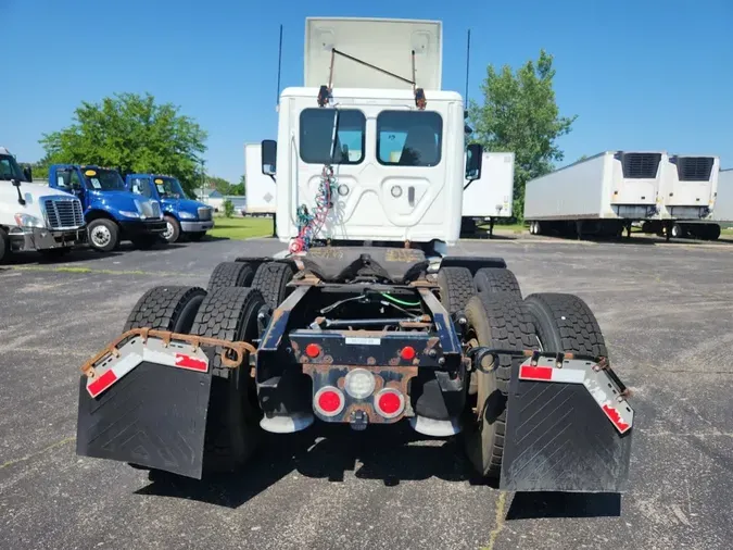 2019 FREIGHTLINER/MERCEDES CASCADIA 125
