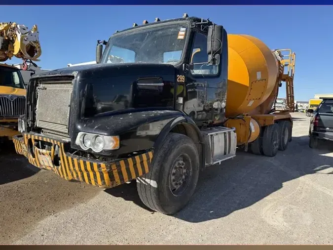2015 VOLVO VHD64F200c9d7ed3b5c1c846b106cc34c0932947d