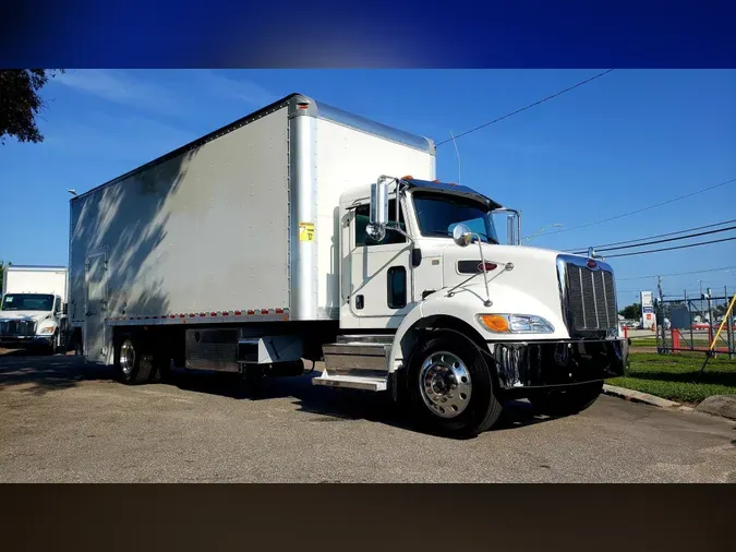 2020 Peterbilt 337