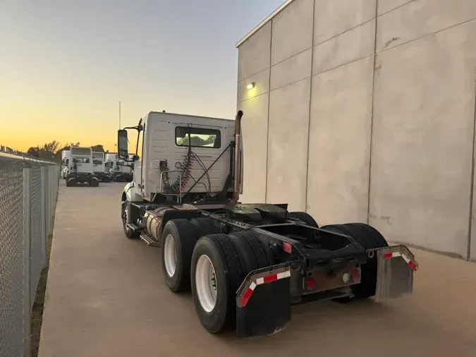 2019 VOLVO VNL64TRACTORc9e3cb8fe4bc1f292cfe9aad1df87a18