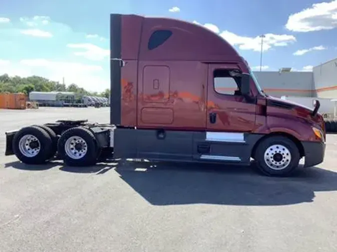 2021 Freightliner Cascadia