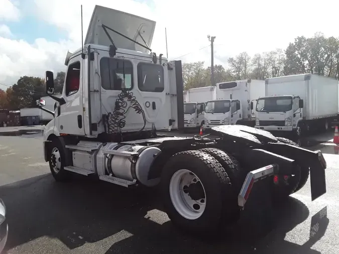 2020 FREIGHTLINER/MERCEDES NEW CASCADIA 116